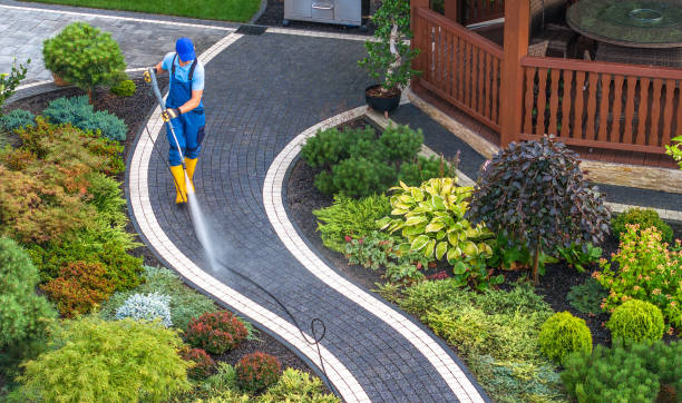 Best Roof Pressure Washing  in Greenacres, CA